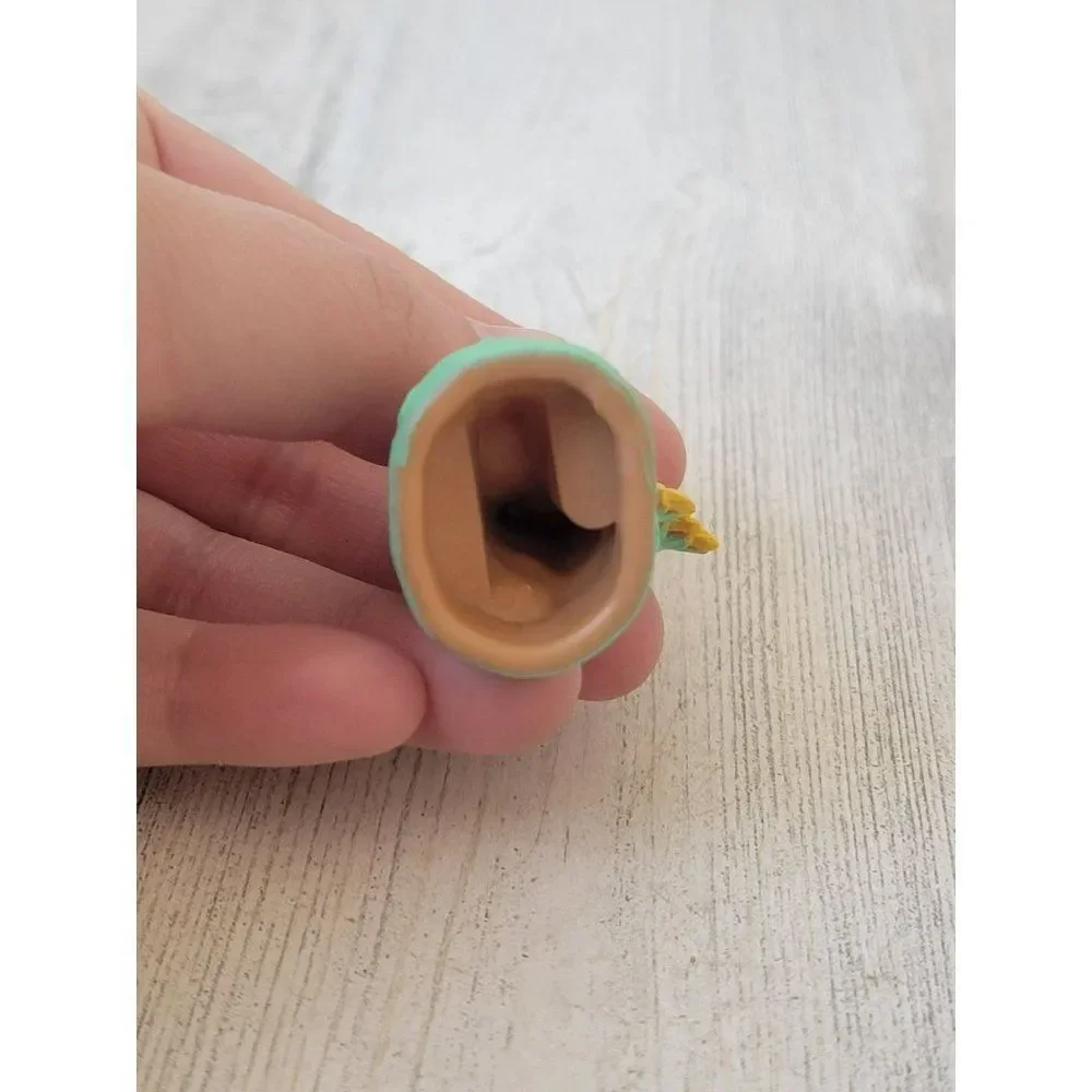 Mini Pocahontas sunflower Disney Pixar princess toy figure‎